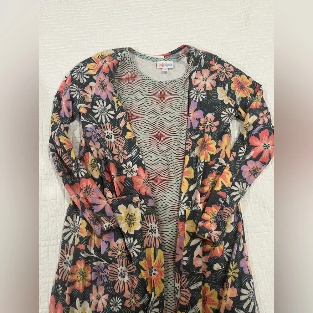 LULAROE :: TOPS